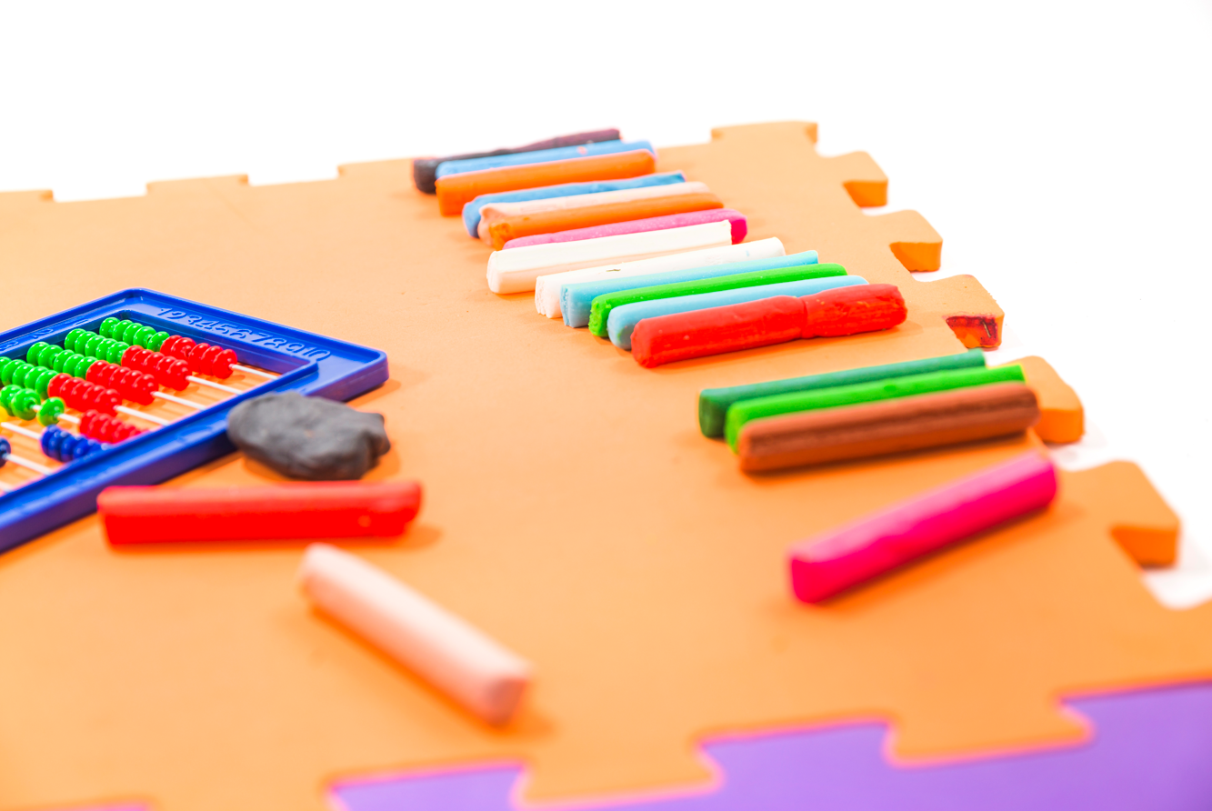 Educational-Toys-for-Kids-Learning-STEM-Skill-Building-Play chanak