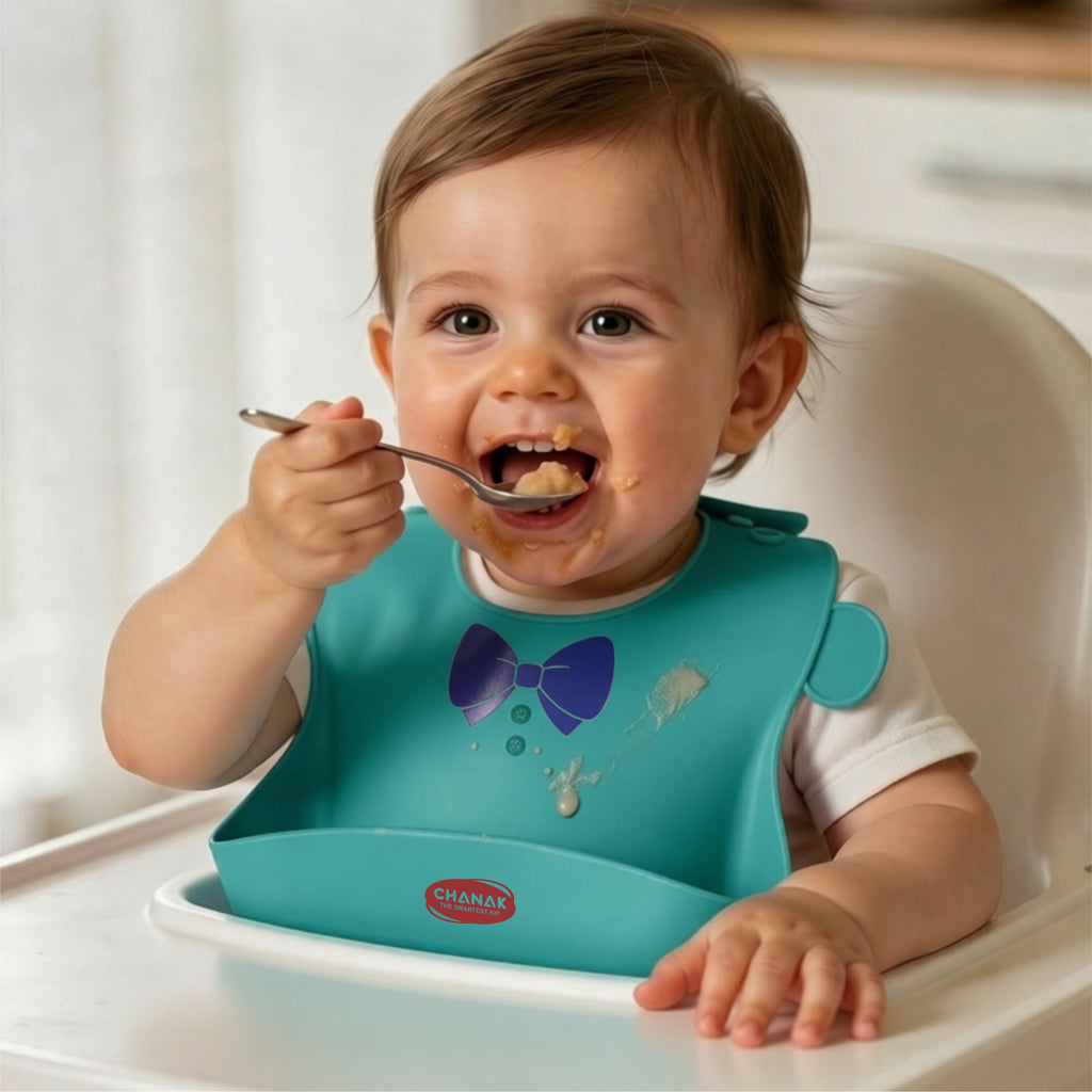 Tidy Tuck Silicon Bib (Green) chanak